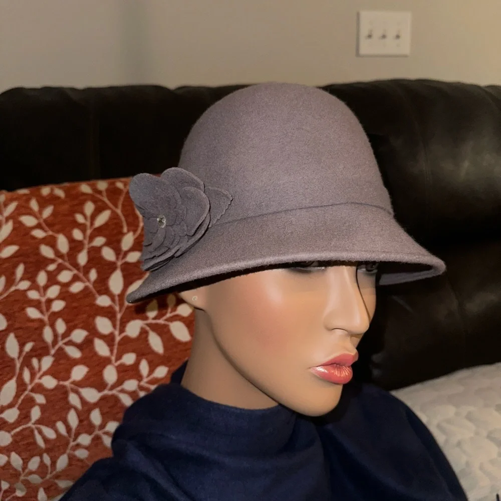 Badgley Mischka 100% Wool Hat - Picture 2 of 5